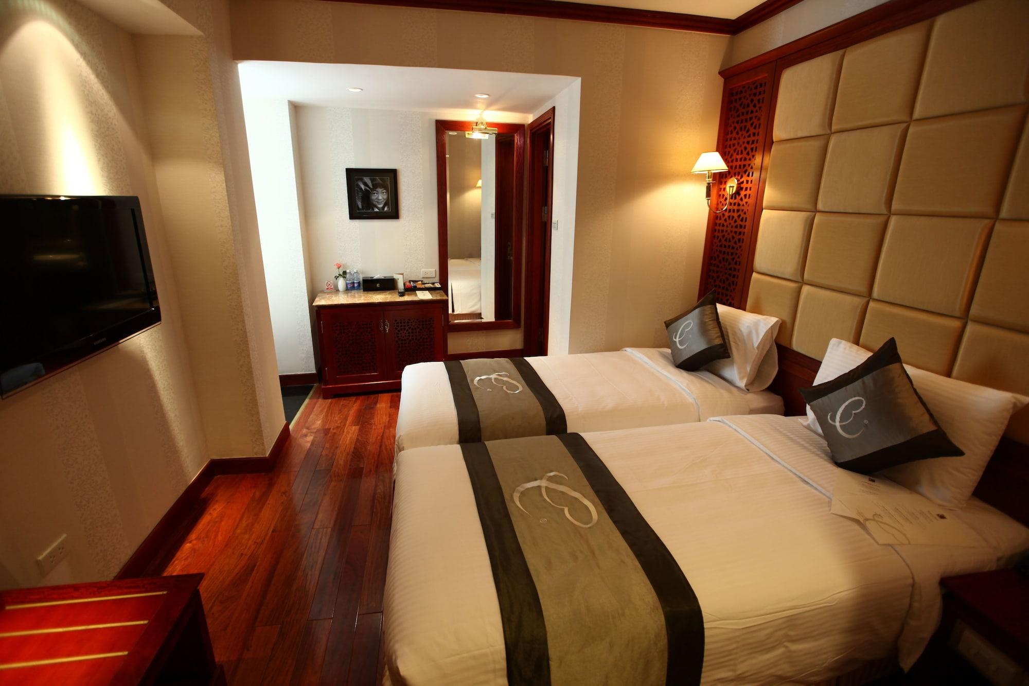 Conifer Boutique Hotel Hanoi Bagian luar foto