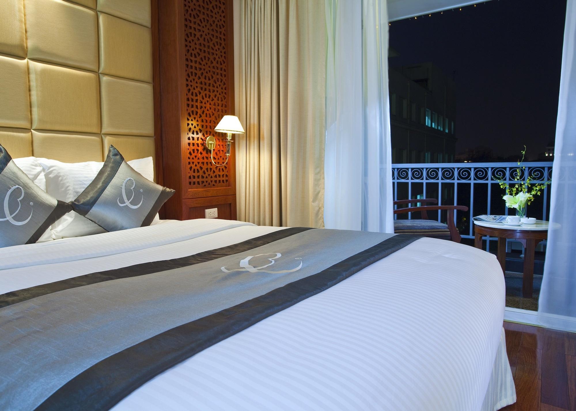 Conifer Boutique Hotel Hanoi Bagian luar foto