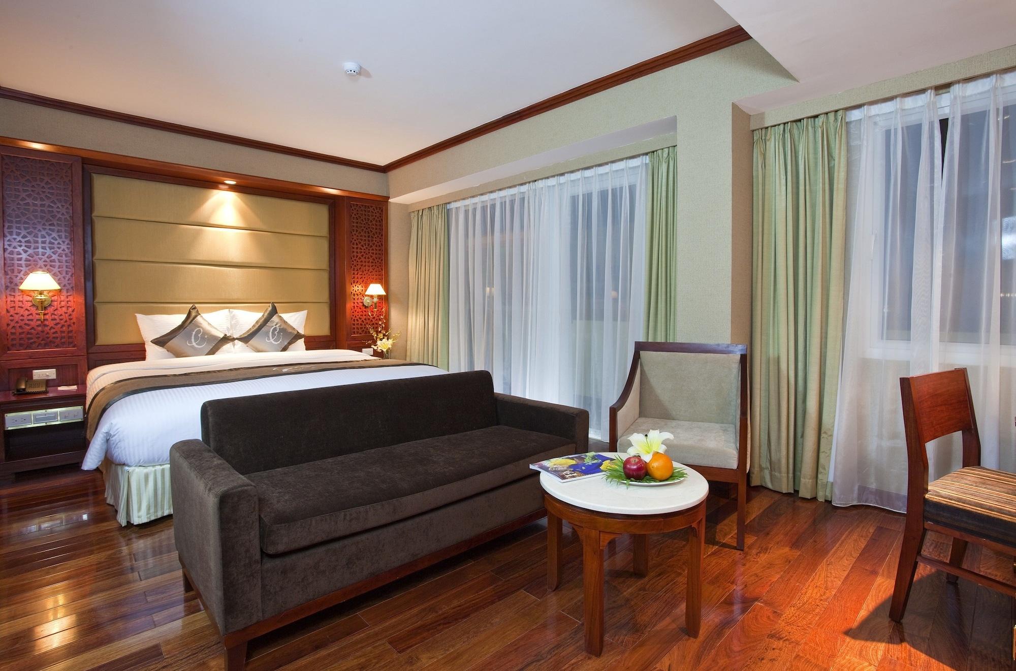 Conifer Boutique Hotel Hanoi Bagian luar foto