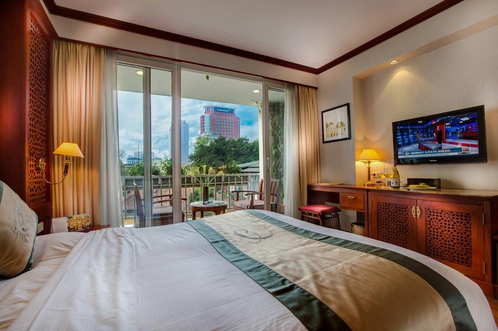 Conifer Boutique Hotel Hanoi Bagian luar foto