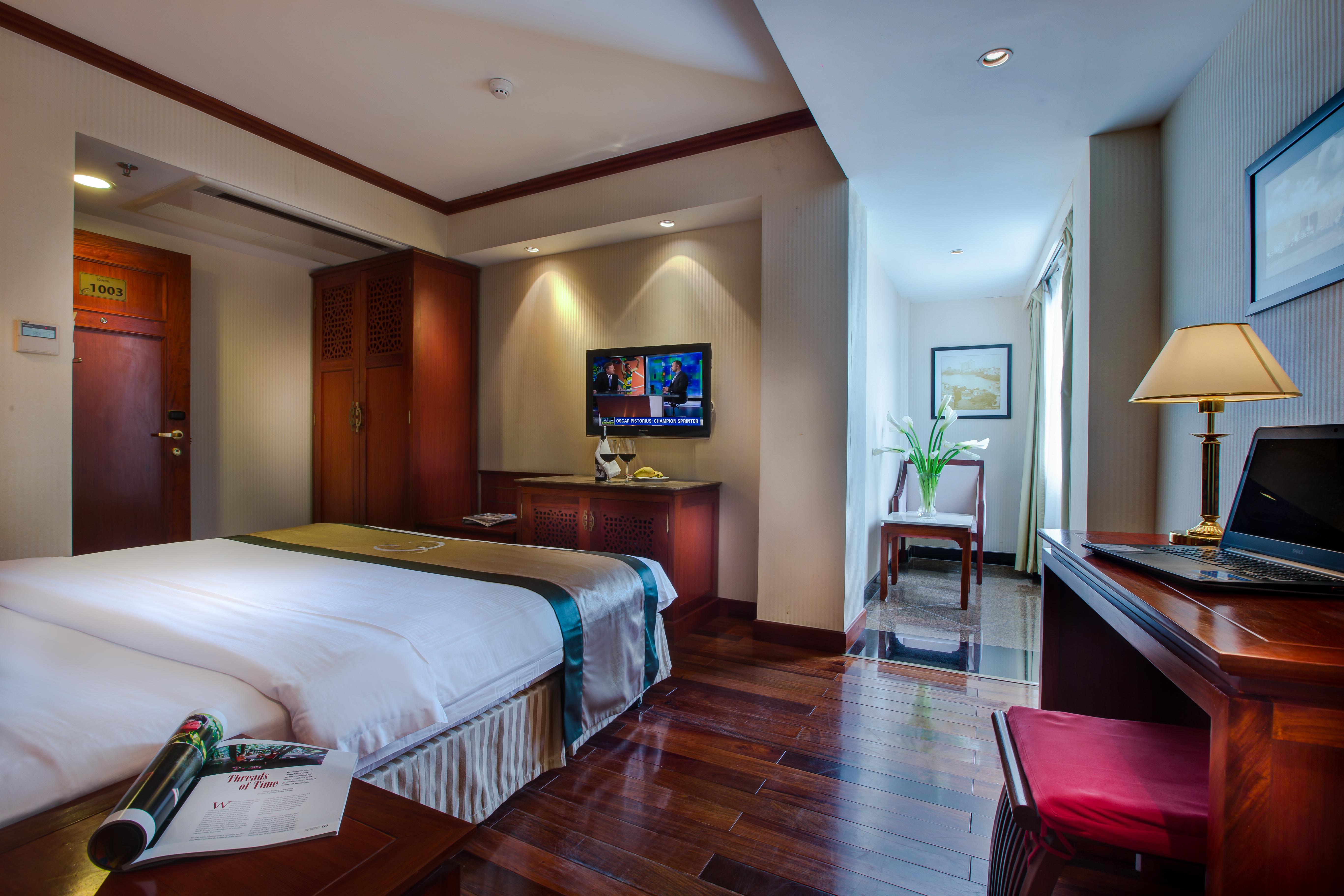 Conifer Boutique Hotel Hanoi Bagian luar foto