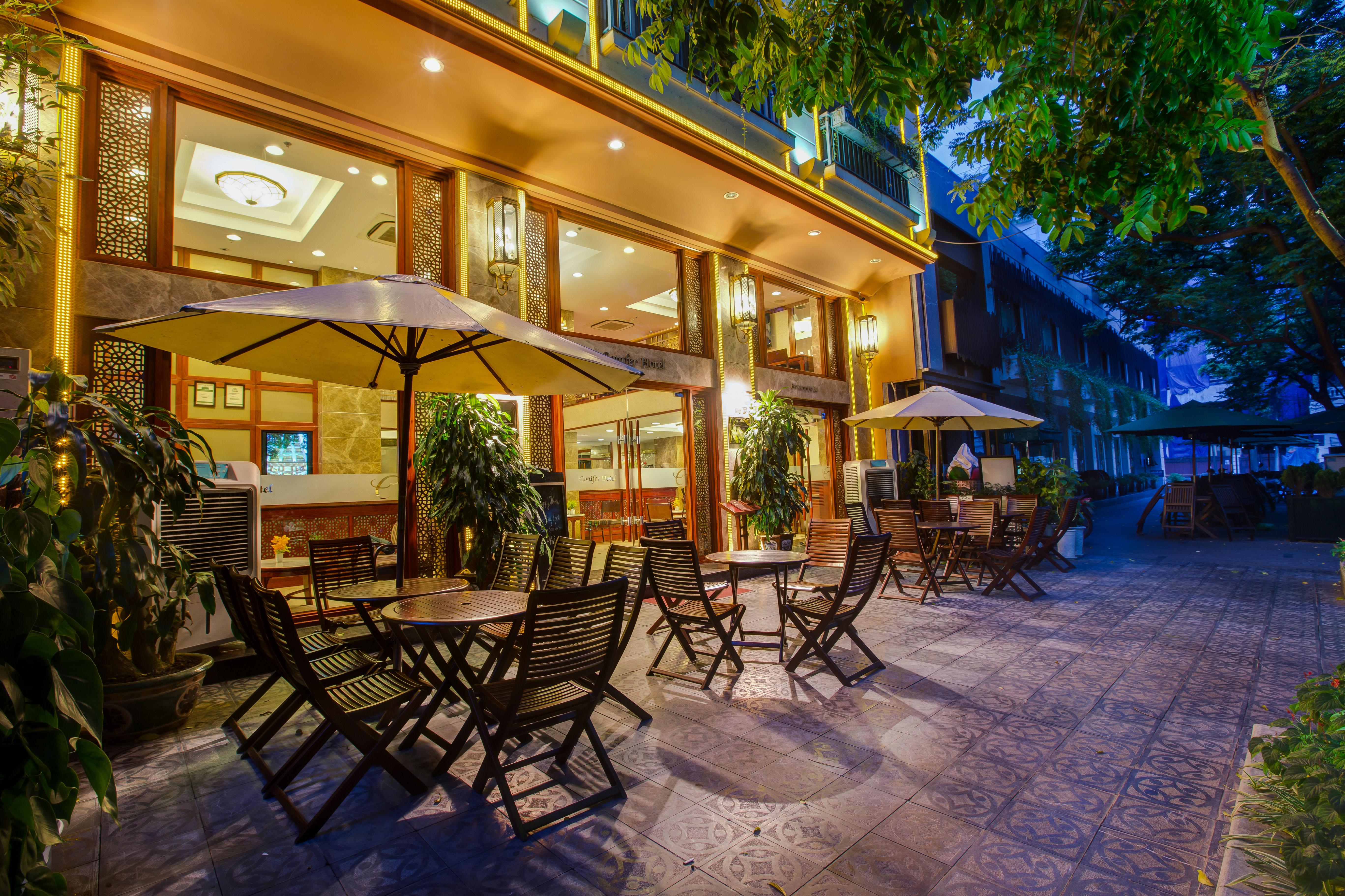 Conifer Boutique Hotel Hanoi Bagian luar foto