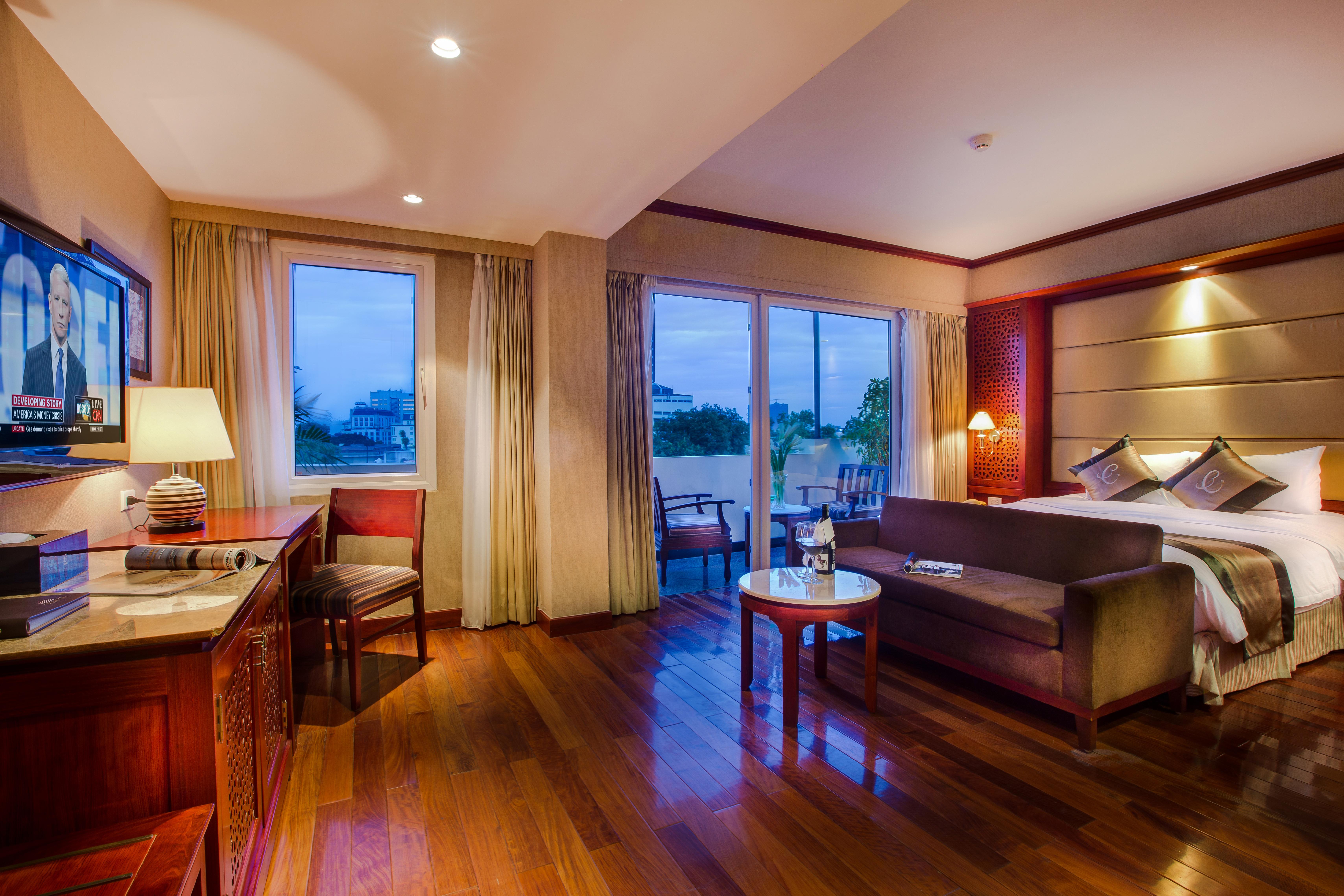 Conifer Boutique Hotel Hanoi Bagian luar foto