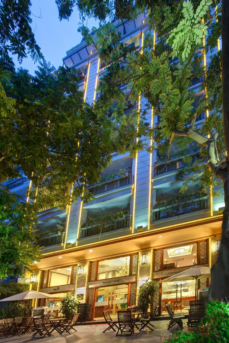 Conifer Boutique Hotel Hanoi Bagian luar foto