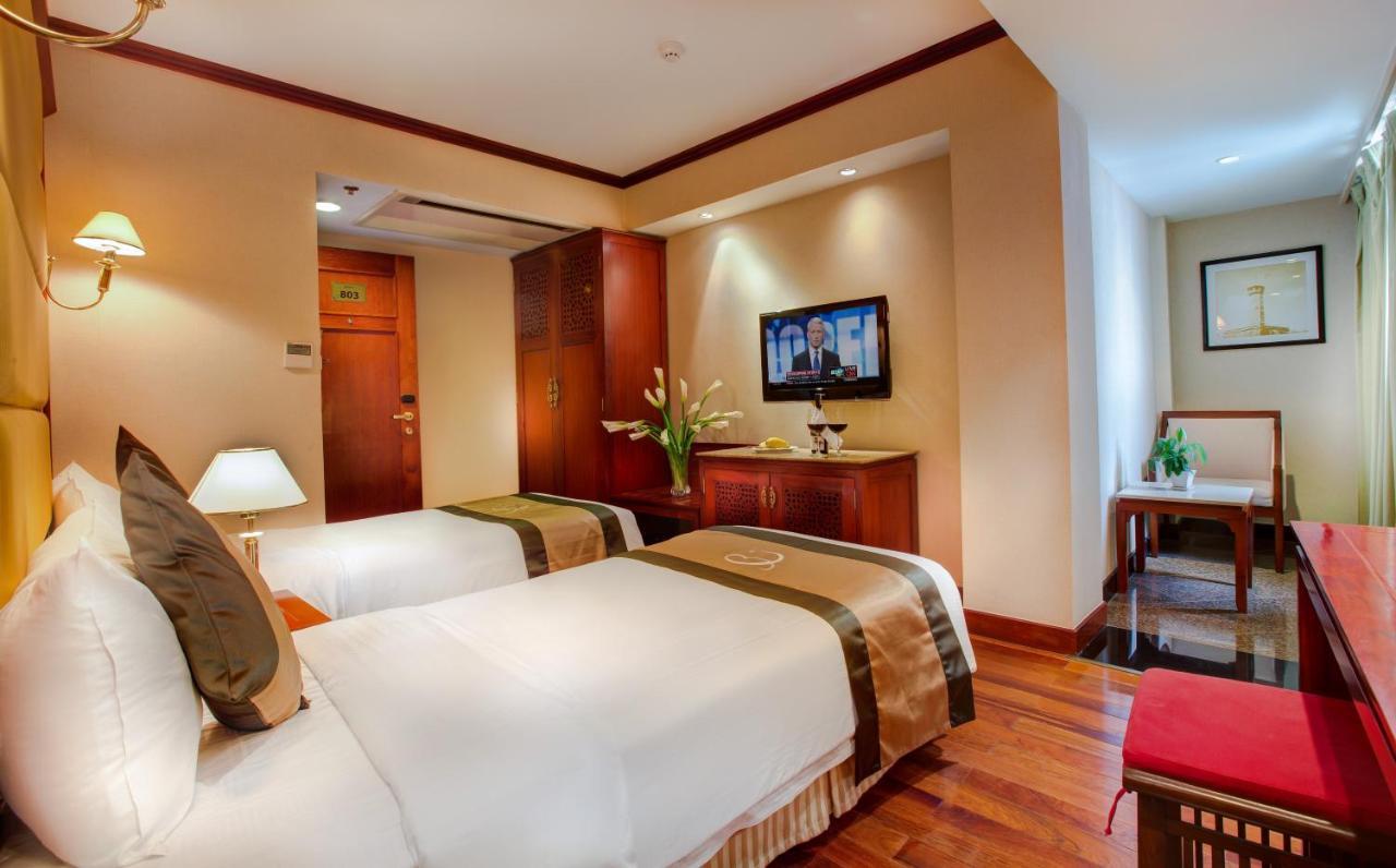 Conifer Boutique Hotel Hanoi Bagian luar foto